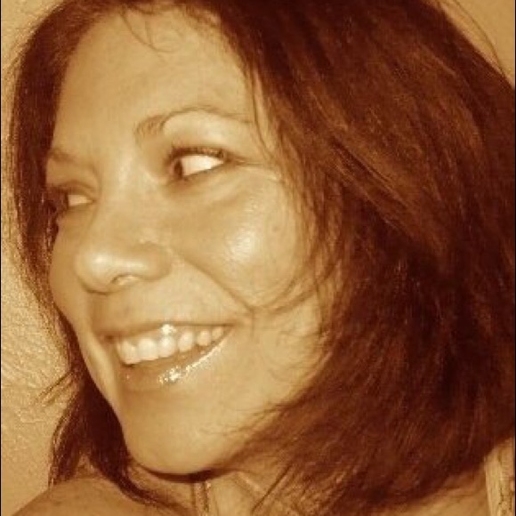 Meet your Posher, Gina - Picture 6 of 9